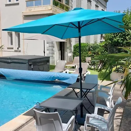 Pavillon Kalensa Alojamento de Acomodação e Pequeno-almoço