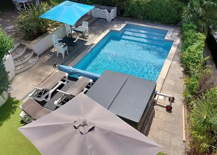 Bed & Breakfast Pavillon Kalensa 3*